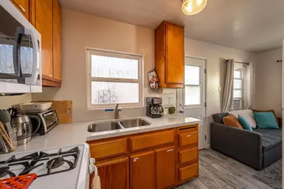  830 Pismo, San Diego, CA 92109 - Photo 19