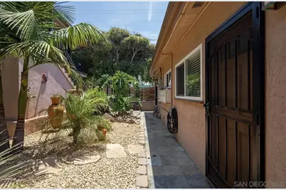  2104 Bacon Street, San Diego, CA 92107 - Photo 25