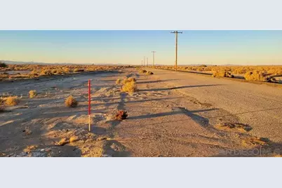  12369 E Ave E, Lancaster, CA 93536 - Photo 3