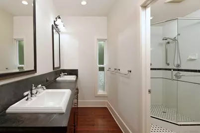  5629 Caminito Isla, La Jolla, CA 92037 - Photo 19