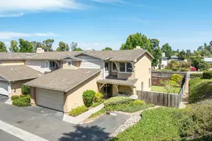 8395 Suntree Pl, San Diego, CA 92119 - Photo 3
