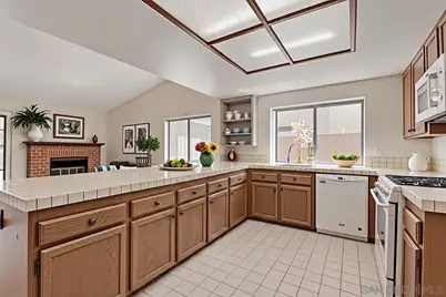  13430 Bavarian Drive, San Diego, CA 92129 - Photo 9