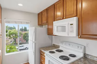  236 Diamond Way #Unit 250, Vista, CA 92083 - Photo 15