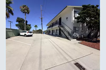  4495 Clairemont Drive, San Diego, CA 92117 - Photo 5