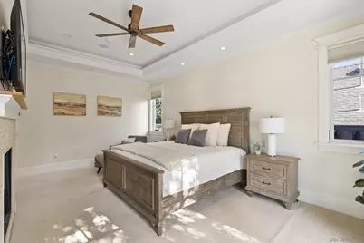  6324 La Pintura Dr, La Jolla, CA 92037 - Photo 39