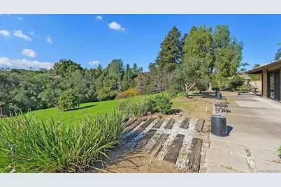  363 Tumble Creek Ln, Fallbrook, CA 92028 - Photo 49