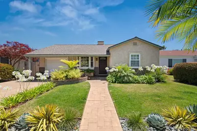  1343 Emerald St, San Diego, CA 92109 - Photo 3