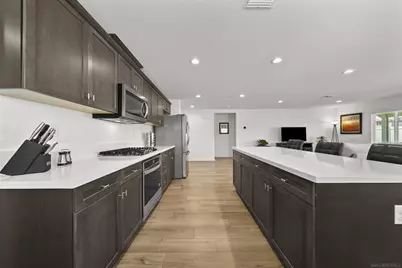  32404 Wild West Ct, Winchester, CA 92596 - Photo 7