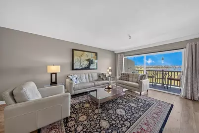  4015 Crown Point Dr. #310, San Diego, CA 92109 - Photo 3