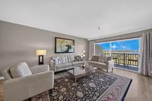 4015 Crown Point Dr, San Diego, CA 92109 - Photo 3