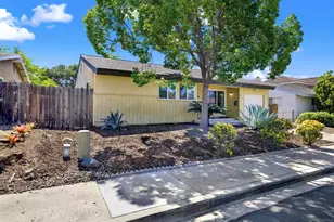 13351 Silver Lake Dr, Poway, CA 92064 - Photo 3