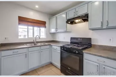  905 E 4th Street #6, National City, CA 91950 - Photo 13