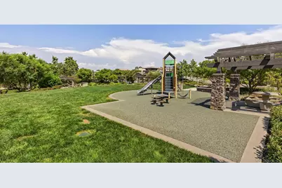  3304 Telaga Rd, Carlsbad, CA 92010 - Photo 45