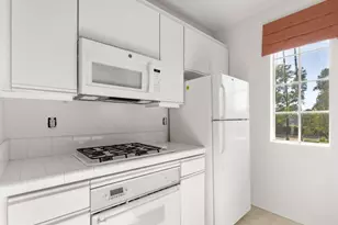 10830 Sabre Hill, San Diego, CA 92128 - Photo 7