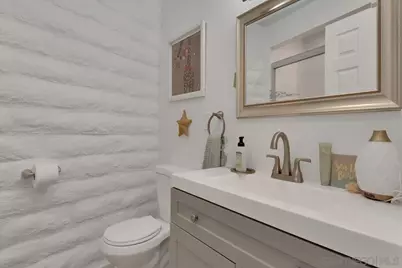 2544 Navarra Dr #12, Carlsbad, CA 92009 - Photo 11