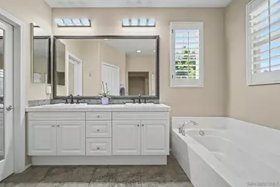  73 Westwind Dr, Tustin, CA 92782 - Photo 25