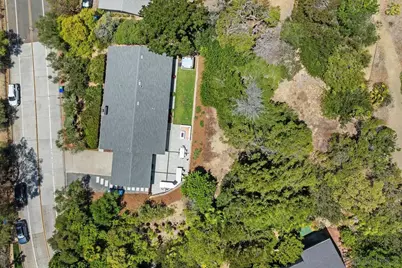  2586 Azure Coast Dr, La Jolla, CA 92037 - Photo 45