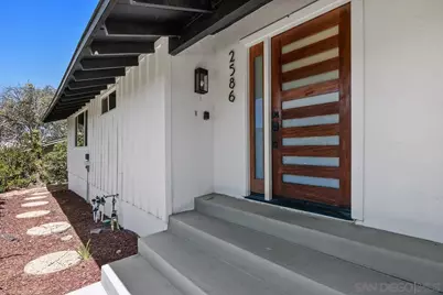  2586 Azure Coast Dr, La Jolla, CA 92037 - Photo 3