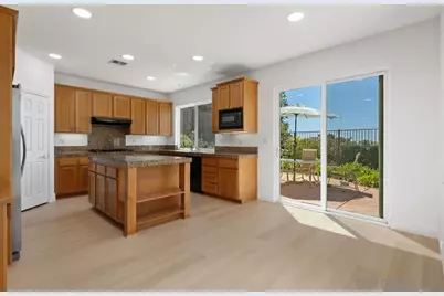  11586 Swan Lake Dr, San Diego, CA 92131 - Photo 17