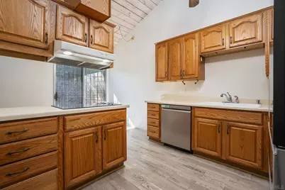  513 Shady Ln #B, El Cajon, CA 92021 - Photo 11