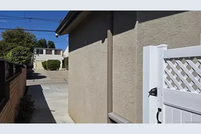  2114 Felspar, San Diego, CA 92109 - Photo 5