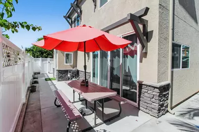  2114 Felspar, San Diego, CA 92109 - Photo 15