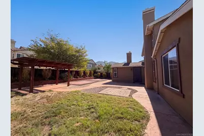 2954 Rangpur, Escondido, CA 92027 - Photo 5