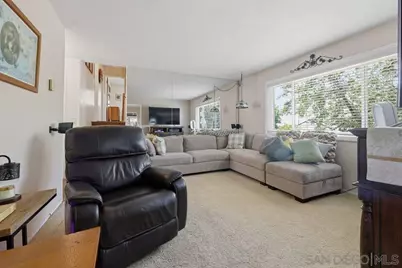  625 Corona Ct, Vista, CA 92081 - Photo 17
