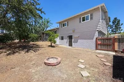  625 Corona Ct, Vista, CA 92081 - Photo 27