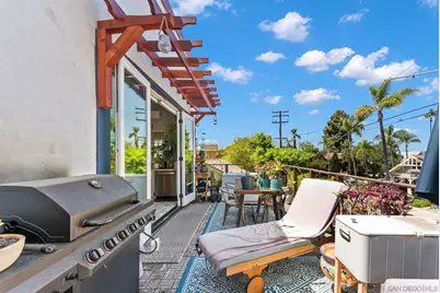  125 -127 W Brookes, San Diego, CA 92103 - Photo 15
