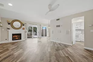 2993 Lexington Cir, Carlsbad, CA 92010 - Photo 3