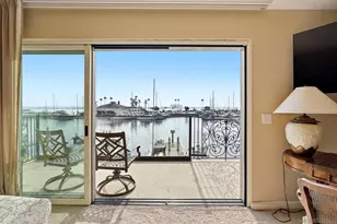 7 Green Turtle Rd, Coronado, CA 92118 - Photo 27