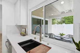 1129 Woodlake Dr, Encinitas, CA 92007 - Photo 23