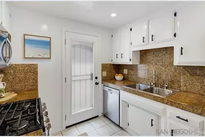  4563 Narragansett Avenue, San Diego, CA 92107 - Photo 15