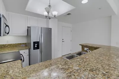  4175 Executive Dr #G205, La Jolla, CA 92037 - Photo 3