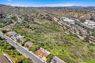 5713 Desert View Dr, La Jolla, CA 92037 - Photo 11