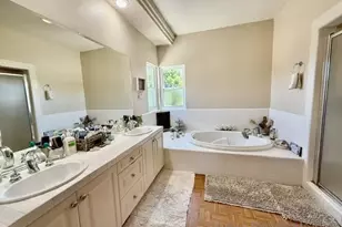 2897 Sunset View, Signal Hill, CA 90755 - Photo 15