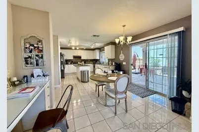  2897 Sunset View, Signal Hill, CA 90755 - Photo 11