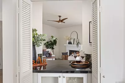  18006 Calle Estepona, San Diego, CA 92128 - Photo 7
