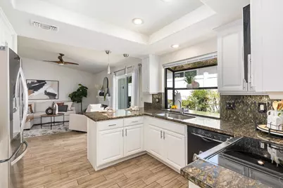  18006 Calle Estepona, San Diego, CA 92128 - Photo 11
