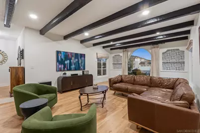  2318 Plum St, San Diego, CA 92106 - Photo 9