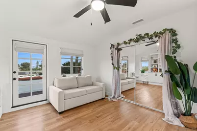  2318 Plum St, San Diego, CA 92106 - Photo 57
