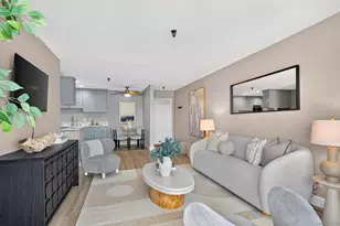 3991 Crown Point Dr, San Diego, CA 92109 - Photo 5