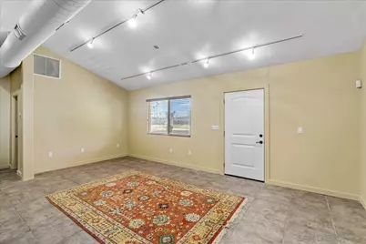  5461 Rainbow Creek, Fallbrook, CA 92028 - Photo 5