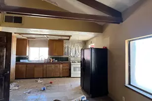 1055 Calle De Amistad, El Mirage, CA 92301 - Photo 13
