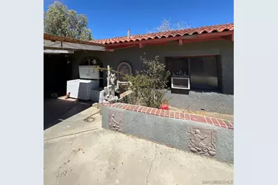  1055 Calle De Amistad, El Mirage, CA 92301 - Photo 49