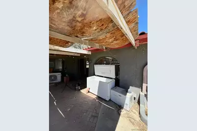  1055 Calle De Amistad, El Mirage, CA 92301 - Photo 53