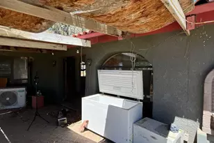 1055 Calle De Amistad, El Mirage, CA 92301 - Photo 53