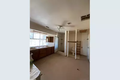  1055 Calle De Amistad, El Mirage, CA 92301 - Photo 27
