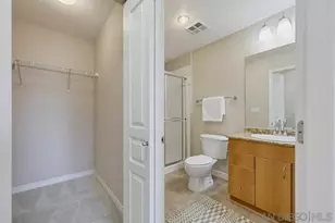 300 W Beech St, San Diego, CA 92101 - Photo 25